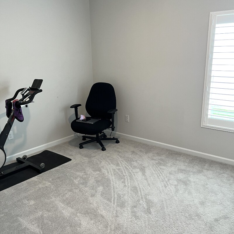 Building Photo - 8160 Forest Edge Dr