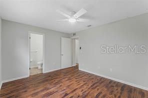 Building Photo - 924 Poplar Dr