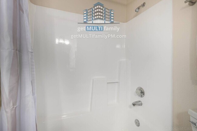 Building Photo - 11640 N 51st Ave