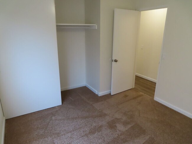 Building Photo - Nicely Updated Three Bedroom Home in Mira ...