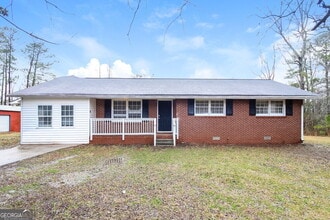 Building Photo - 2599 GA-85