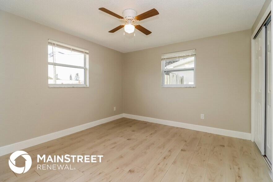 Building Photo - 4151 Ridgefield Ave