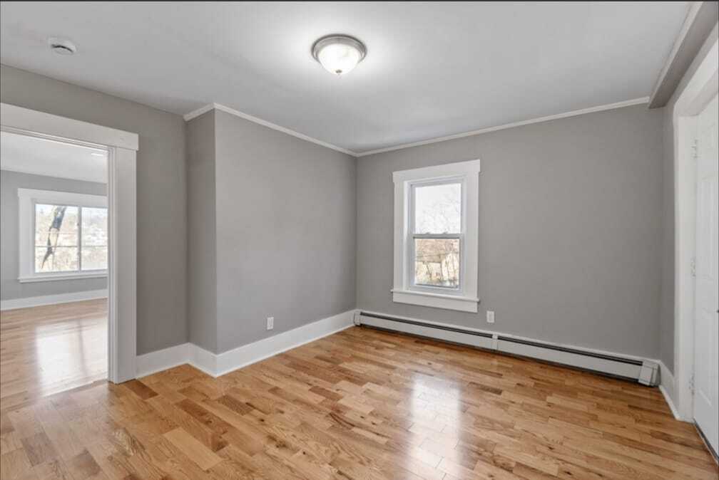 Building Photo - 90 Leighton St