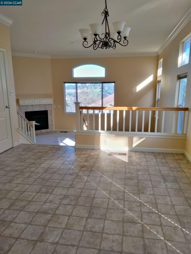 Building Photo - 894 Bridgeway Cir