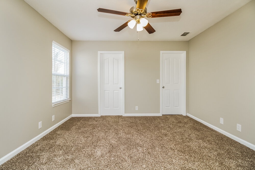 Building Photo - 3048 Roscommon Dr