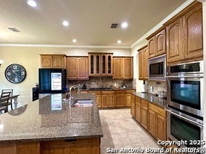 Building Photo - 24842 Fairway Springs