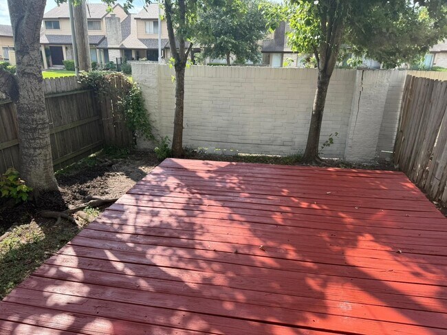 Building Photo - 10366 Panther Point Dr