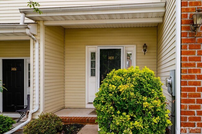 Building Photo - 1408 Joseph Ct