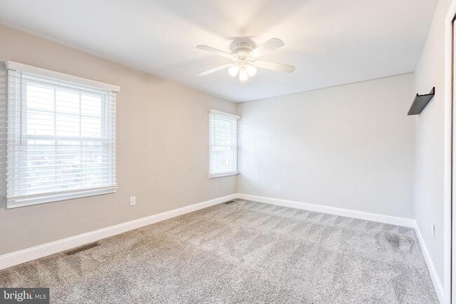 Building Photo - 2263 Mistwood Cir