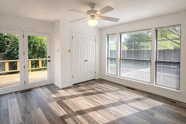 Building Photo - 2416 Birkdale Ln