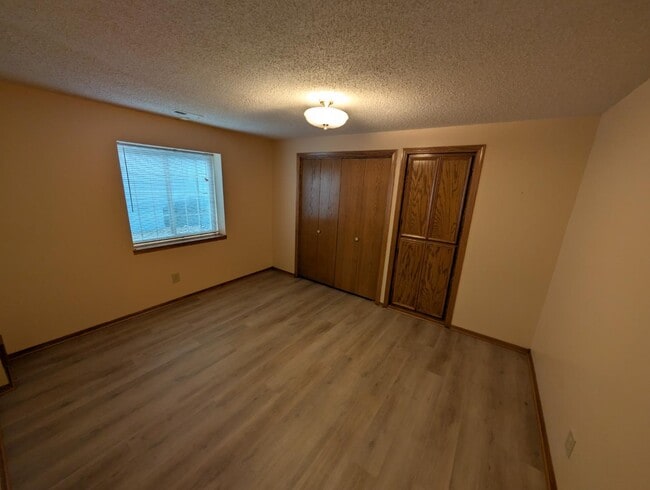 Building Photo - 1106 S Longford St