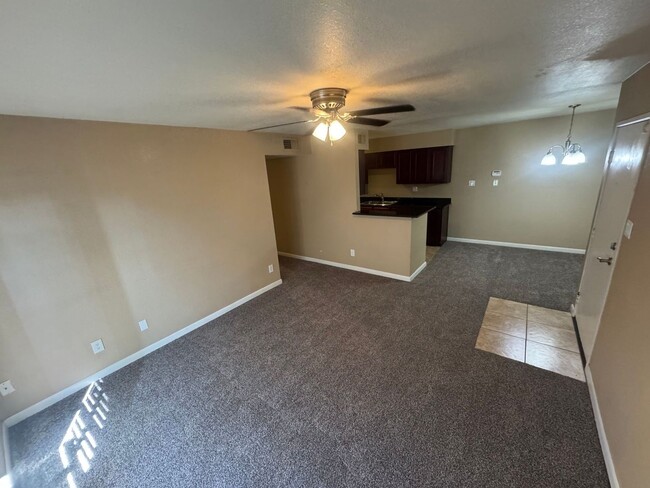 Building Photo - 2 Bedroom - 2 Bath 920 Sq. Ft. Condo in Be...