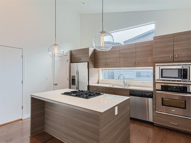 Building Photo - 3405 Charlotte Rose Drive