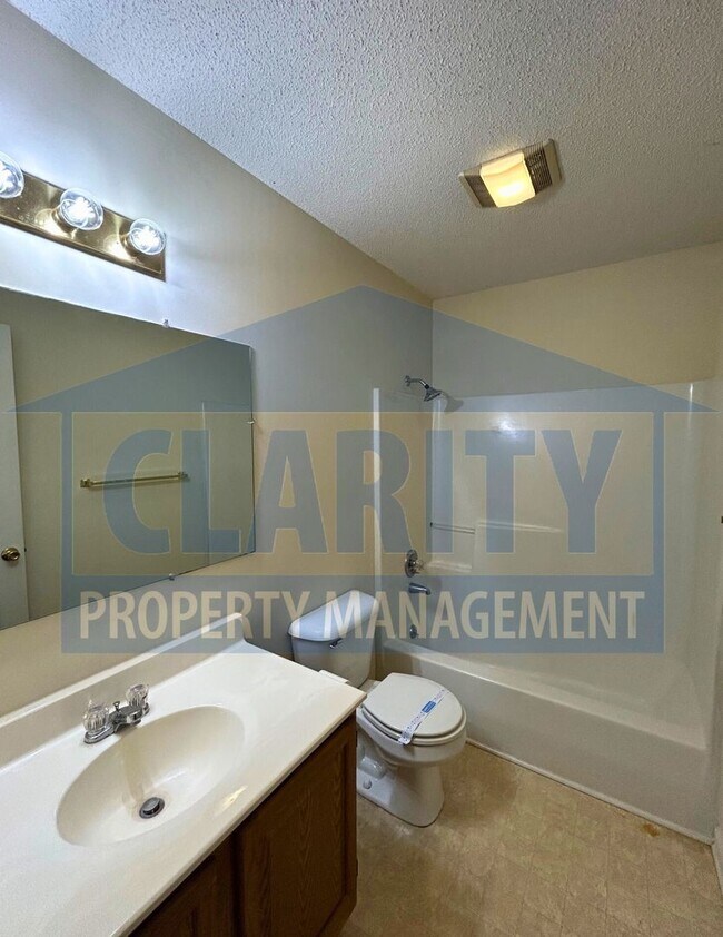 Building Photo - 1285-1287 Robin Hood Drive NW