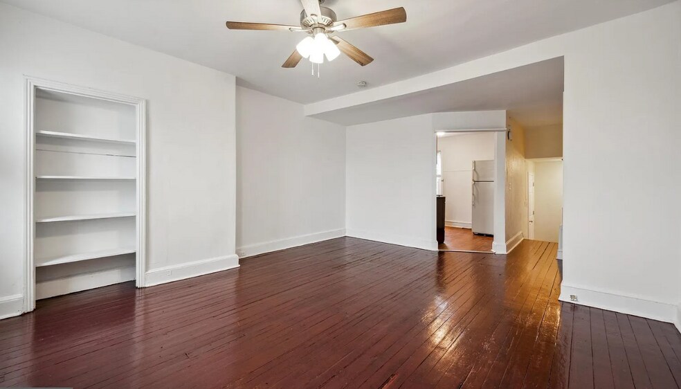 Building Photo - 885 N 27th St