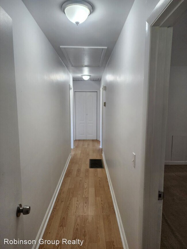 Building Photo - 3 br, 1.5 bath House - 108 Jenkins St