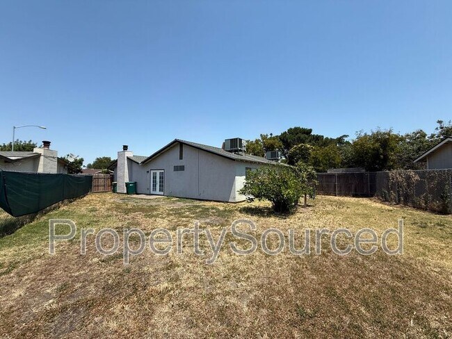 Building Photo - 1944 Hickock Ct