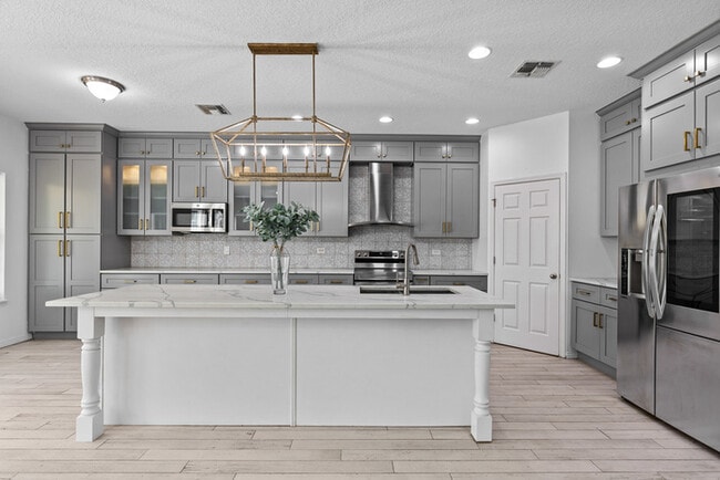 Building Photo - 4 Bedroom Home in Lake Nona with Fenced Yard