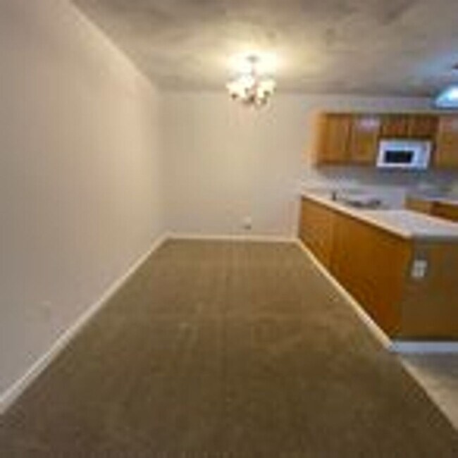 Building Photo - 1659 W Kole Dr