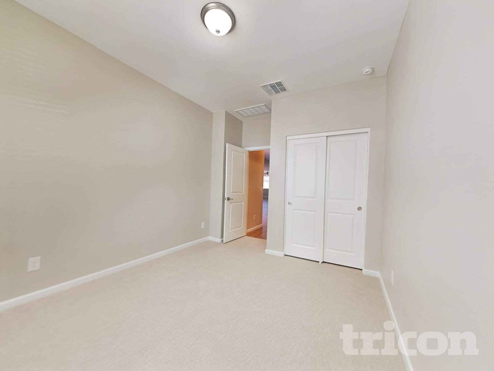 Building Photo - 17852 W Daley Ln