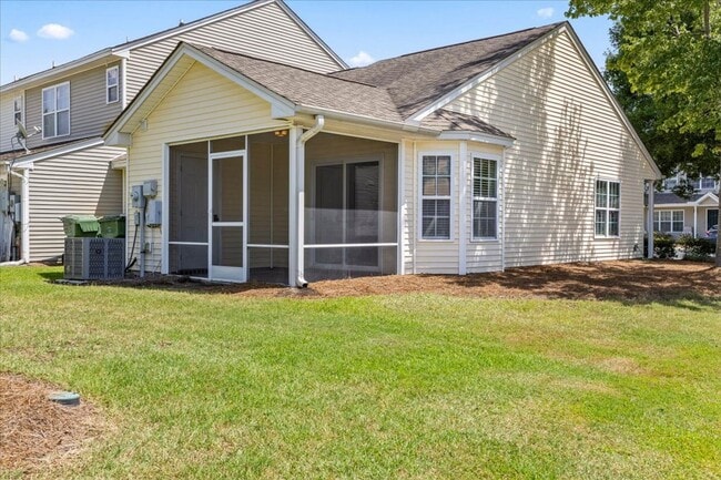 Building Photo - 205 Sonata Cir