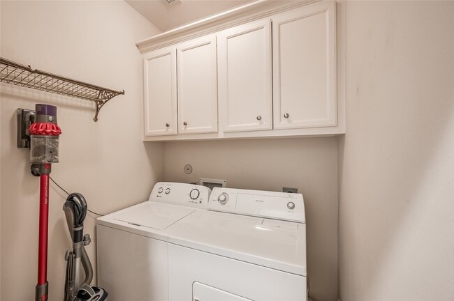 Building Photo - 3511 Yupon St