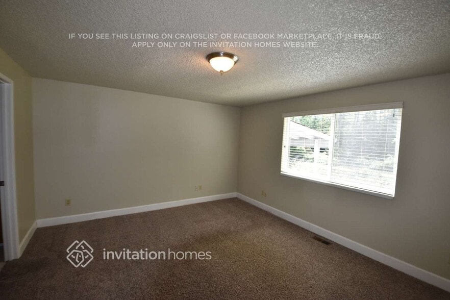 Building Photo - 11821 150th St Ct E