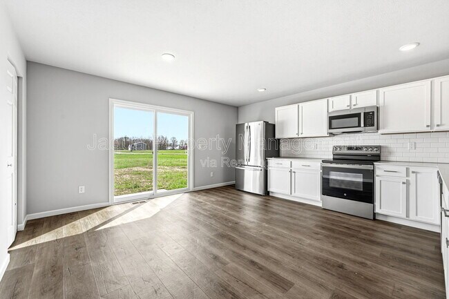 Building Photo - 25245 Vargas Ln