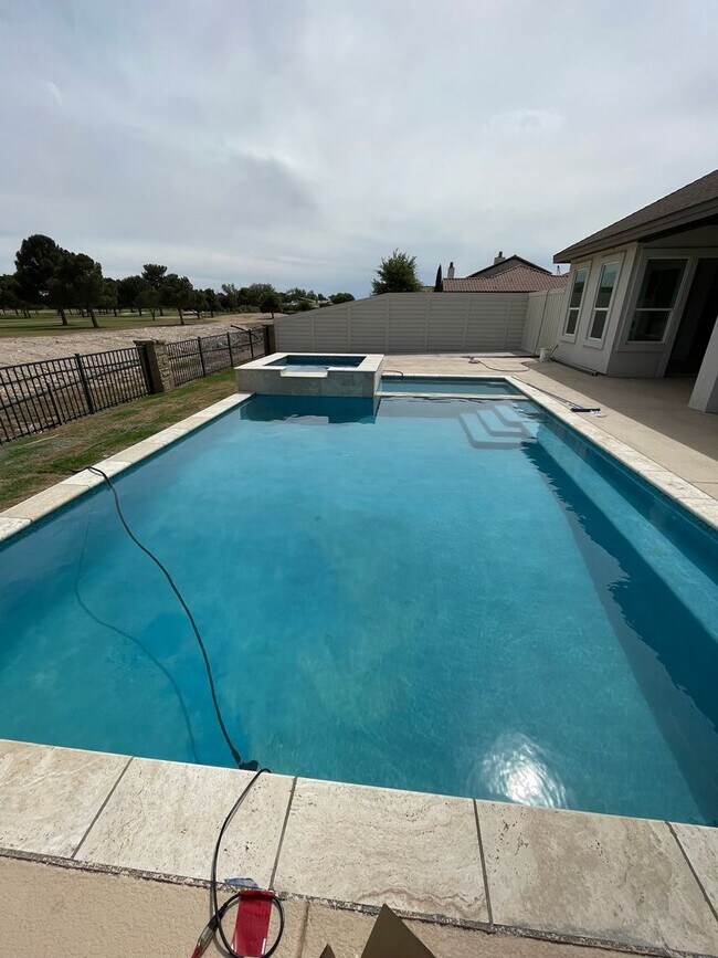 Building Photo - 2802 Tom Morris Rd