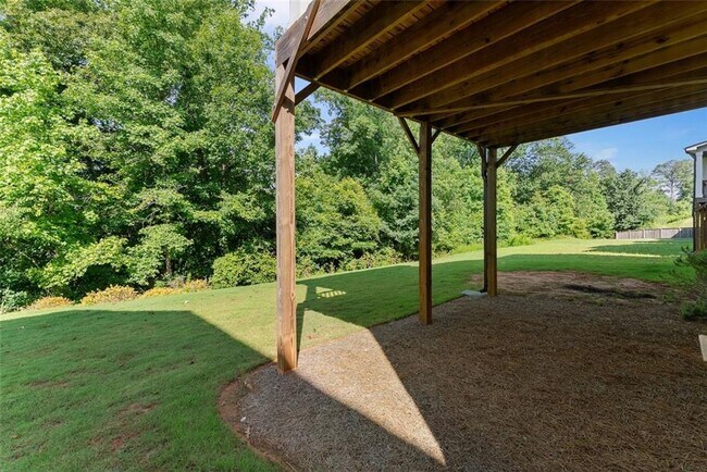 Building Photo - 4656 Silver Oak Dr SW