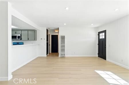 Building Photo - 49537 Rosella Dr