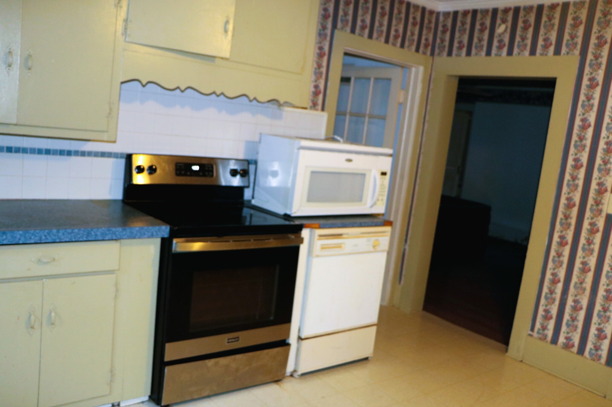 Building Photo - 109 S Outerbridge St