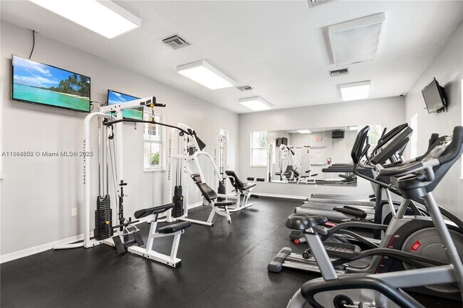 Building Photo - 10805 NW 89th Terrace