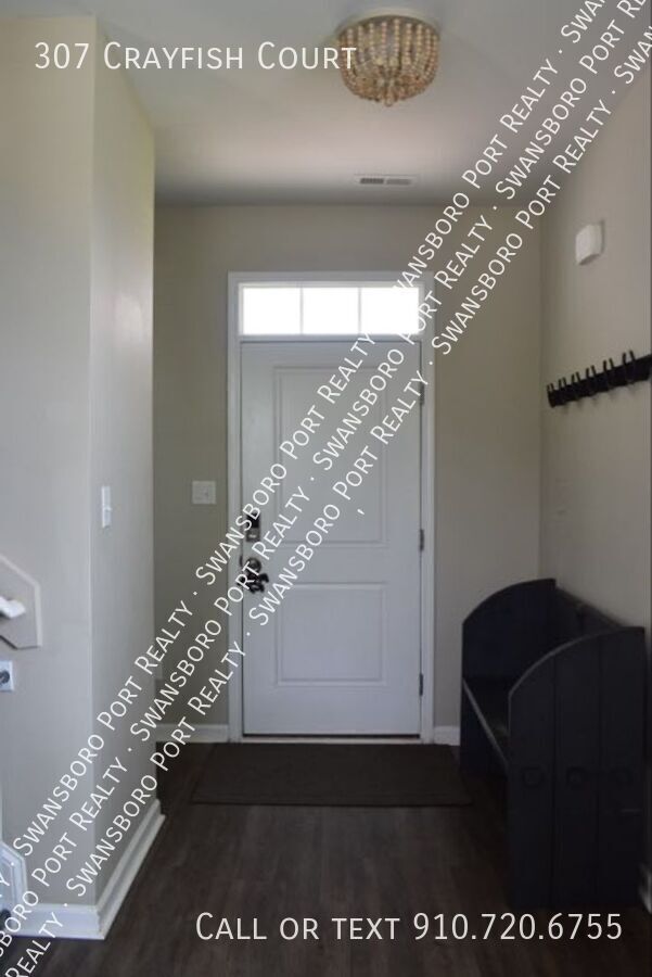 Building Photo - 307 Crayfish Ct