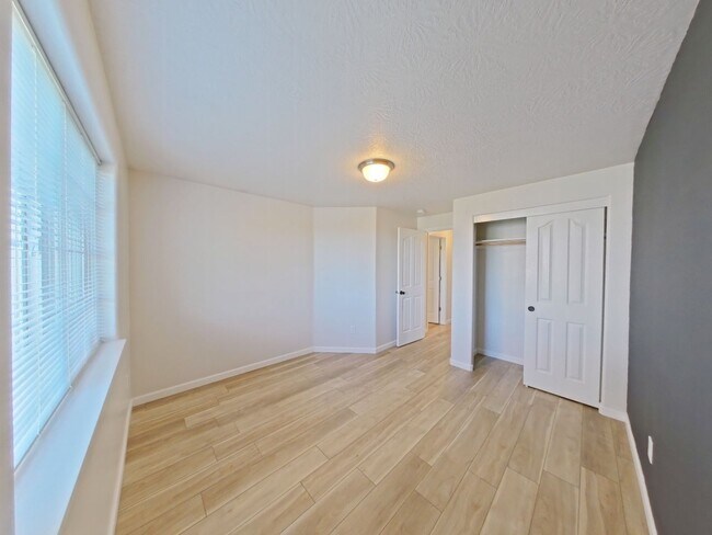 Building Photo - 4 bedroom on a large corner lot