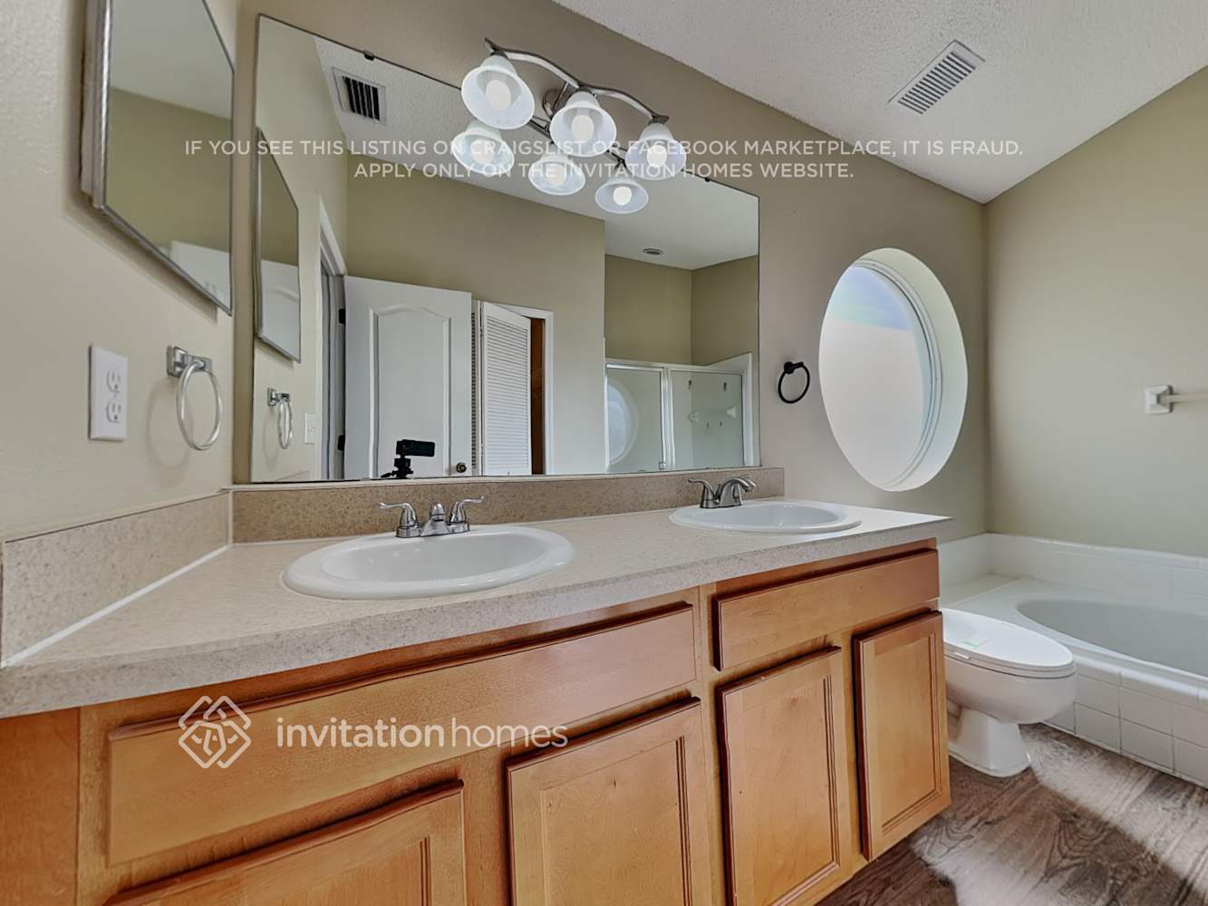 Building Photo - 1009 Aviles Ct