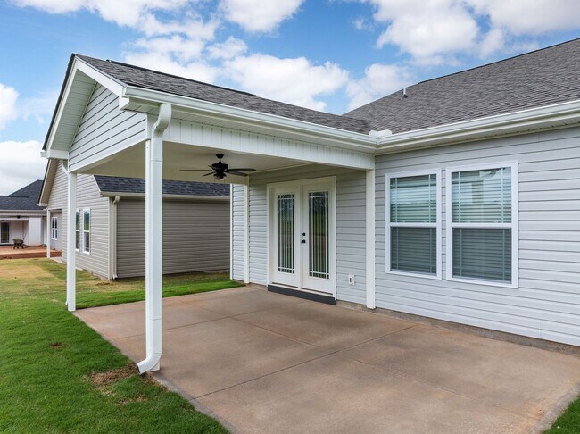 Building Photo - Beautiful New Construction--3 Bedrooms, 2 ...