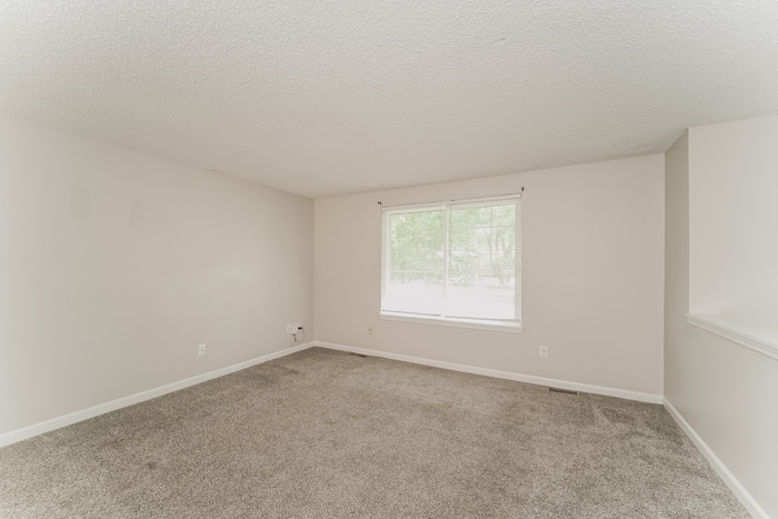 Building Photo - 8114 Bald Ridge Dr