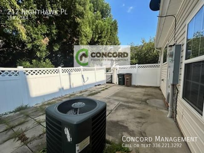 Building Photo - 212 Nighhawk Pl/Concordmgmt.com 336-273-05...