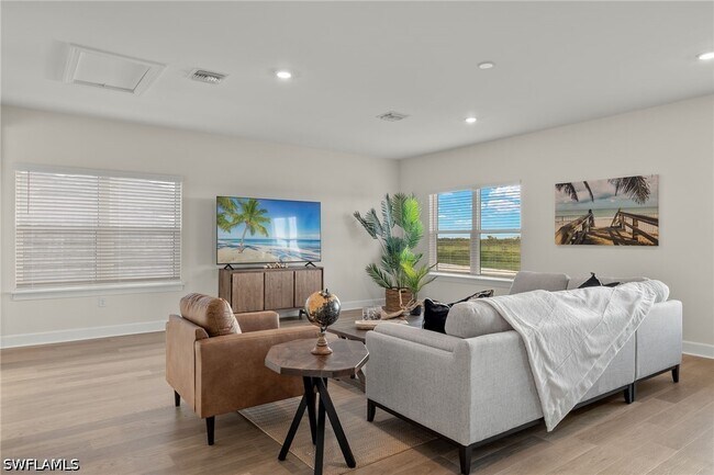 Building Photo - 15429 Turin Dr