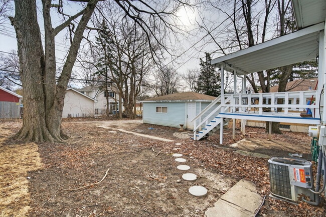 Building Photo - 741 S Jackson St