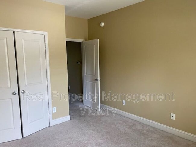 Building Photo - 3021 Chelsea Park Ridge