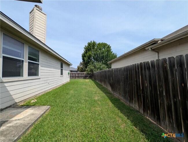 Building Photo - 341 Placid Meadow
