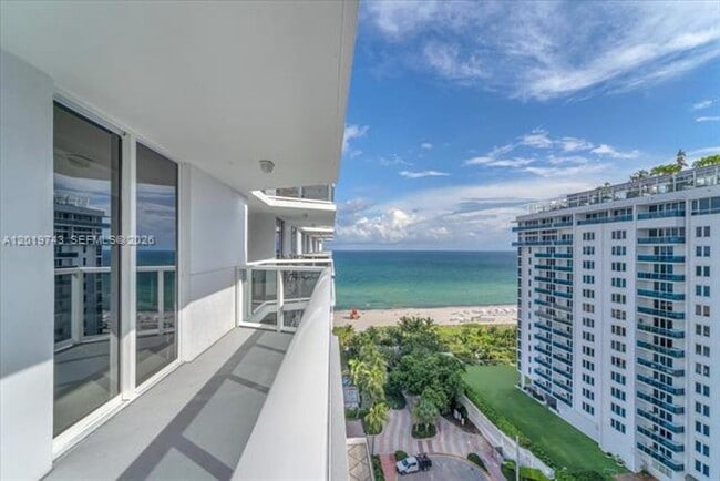 Building Photo - 2401 Collins Ave
