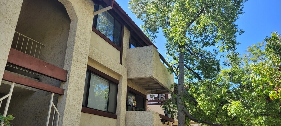 Primary Photo - 27925 Tyler Ln