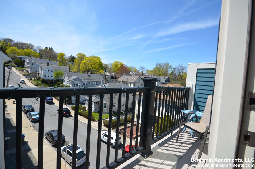 Building Photo - 143 Tremont St