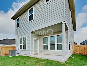 Building Photo - 2706 Lillybrook Ln
