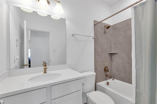 Building Photo - 122 Shagbark Trl