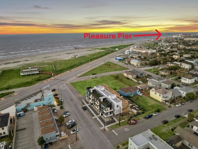 Building Photo - 801 Avenue K