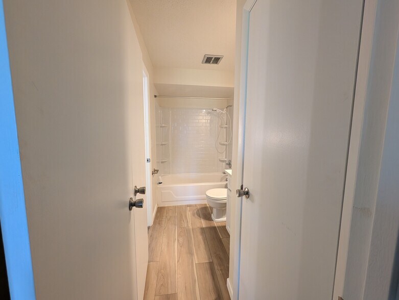 Building Photo - 3784 Cedarwood Ct